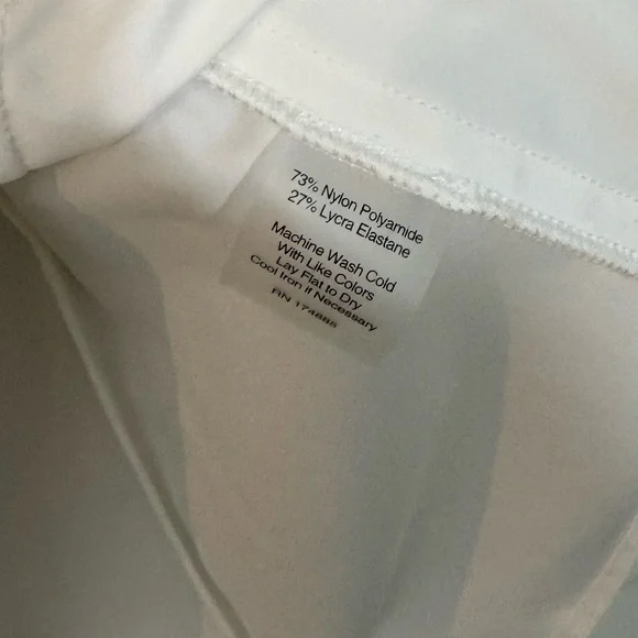 Ameliora The Annie White Sleeveless Button Down Washable Shirt Size Medium - Picture 8 of 9